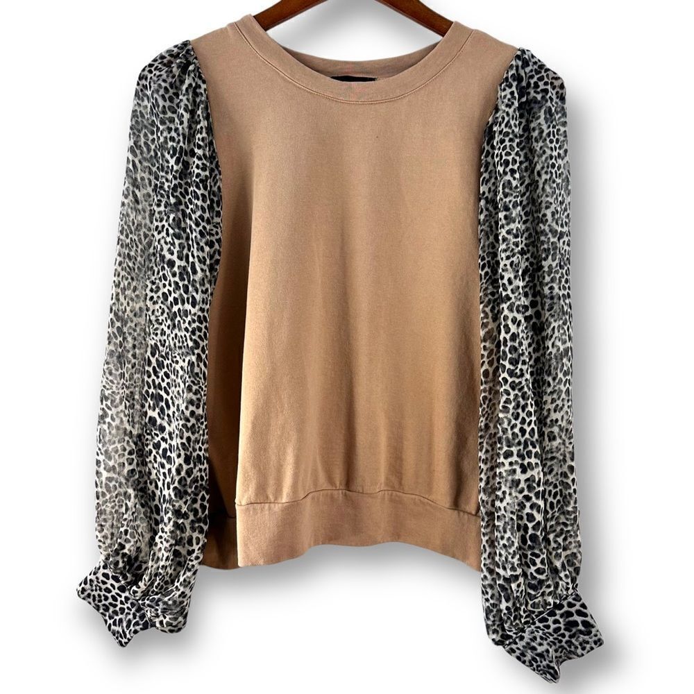 ‎Vici leopard print sleeve top size S